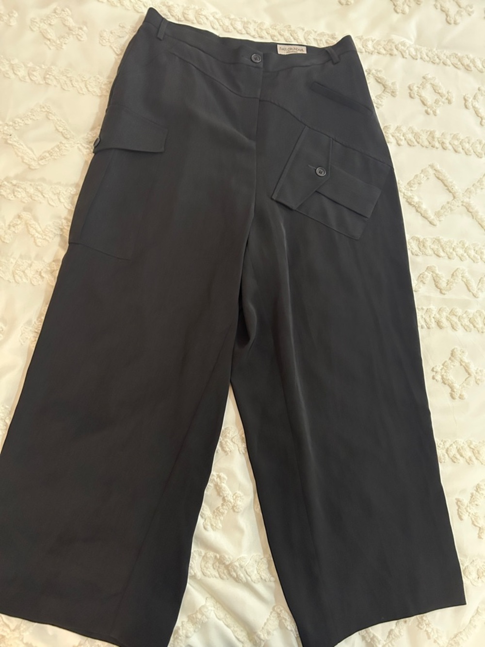 Ivan Grundahl microfiber cropped Wide Leg Cargo Pants in Black 42-XL